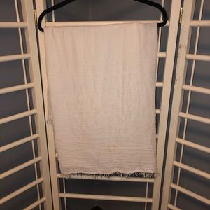 White infinity scarf